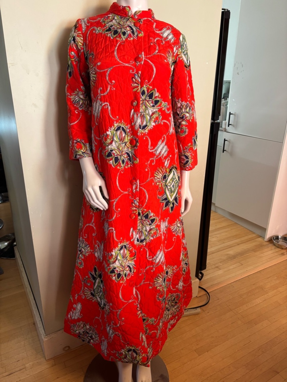 Vintage Carolyn Loungewear Quilted Housecoat